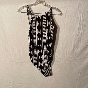 Old Navy Black & White bathing Suite Size L
